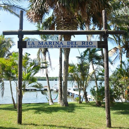 Hotel La Marina Del Rio La Pesca Exterior photo